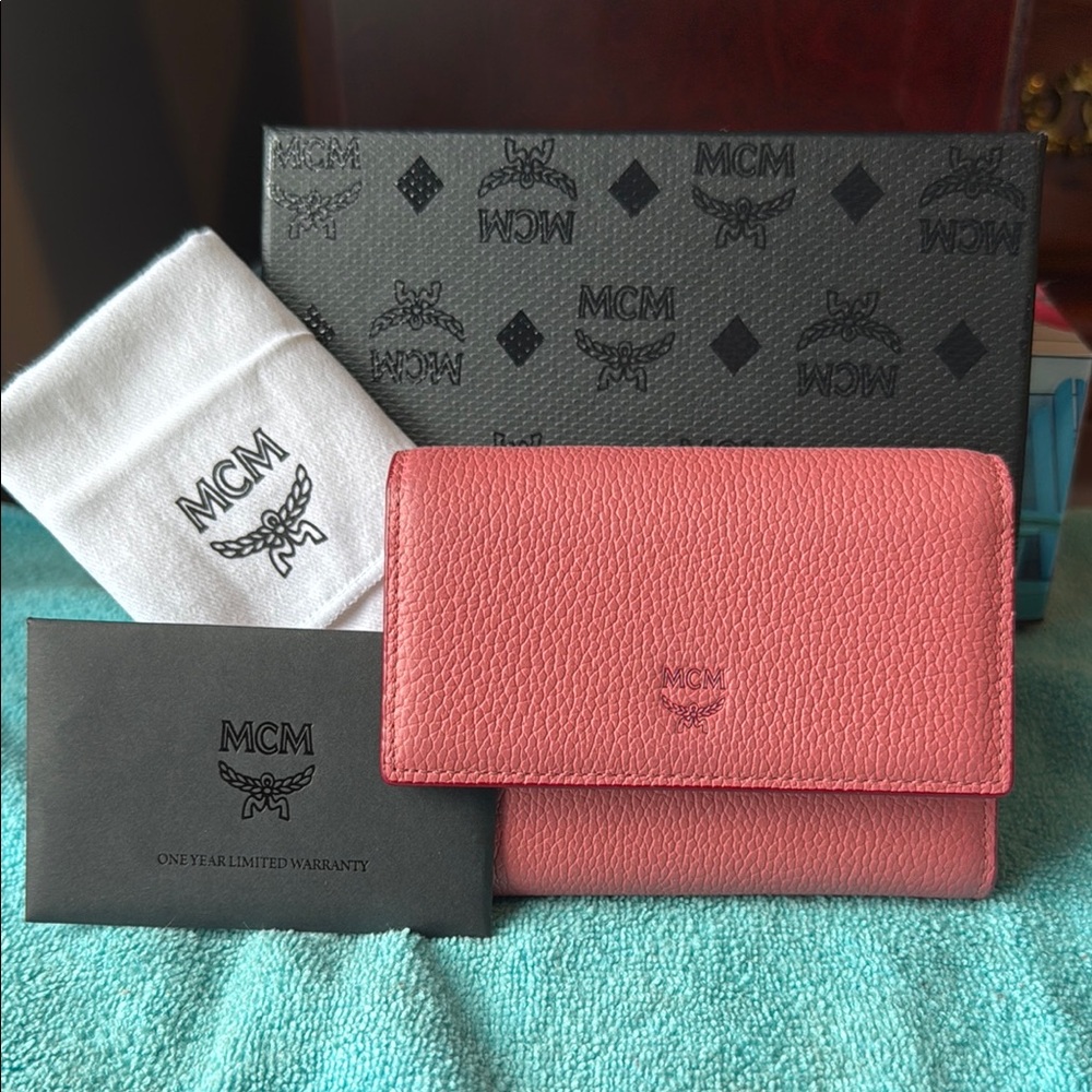 MCM Pink Leather Women's wristlet wallet